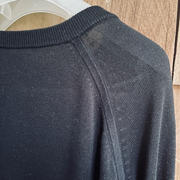 Lululemon Without Tags High Low Raglan Sweater  Wool Blend Knit Black Ptp 23” - Picture 13 of 14